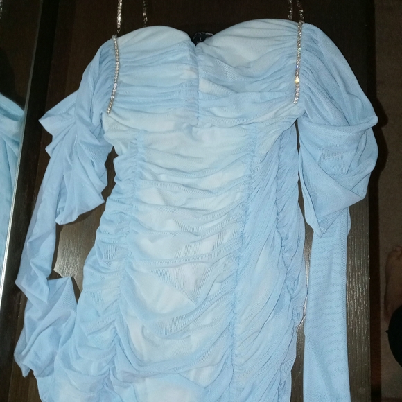 Fashion nova dress - Picture 2 of 7